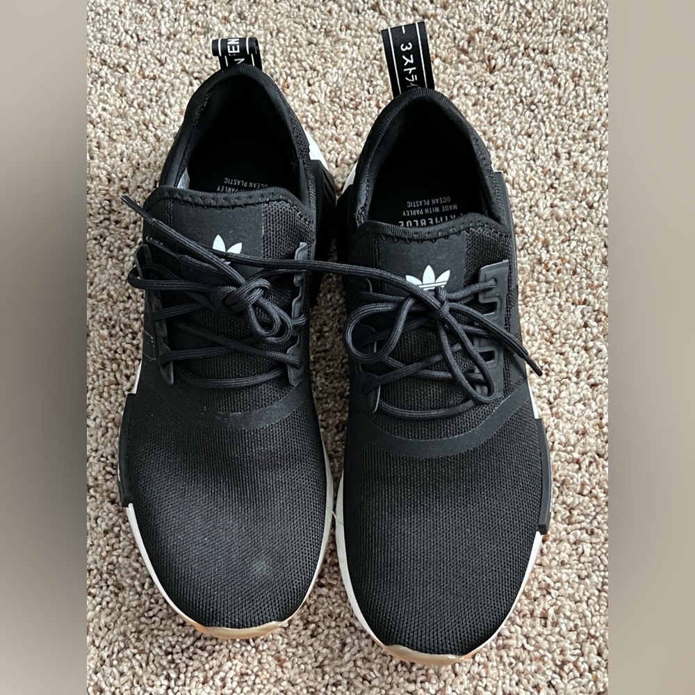 Adidas NMD_R1 Women’s 8 Black